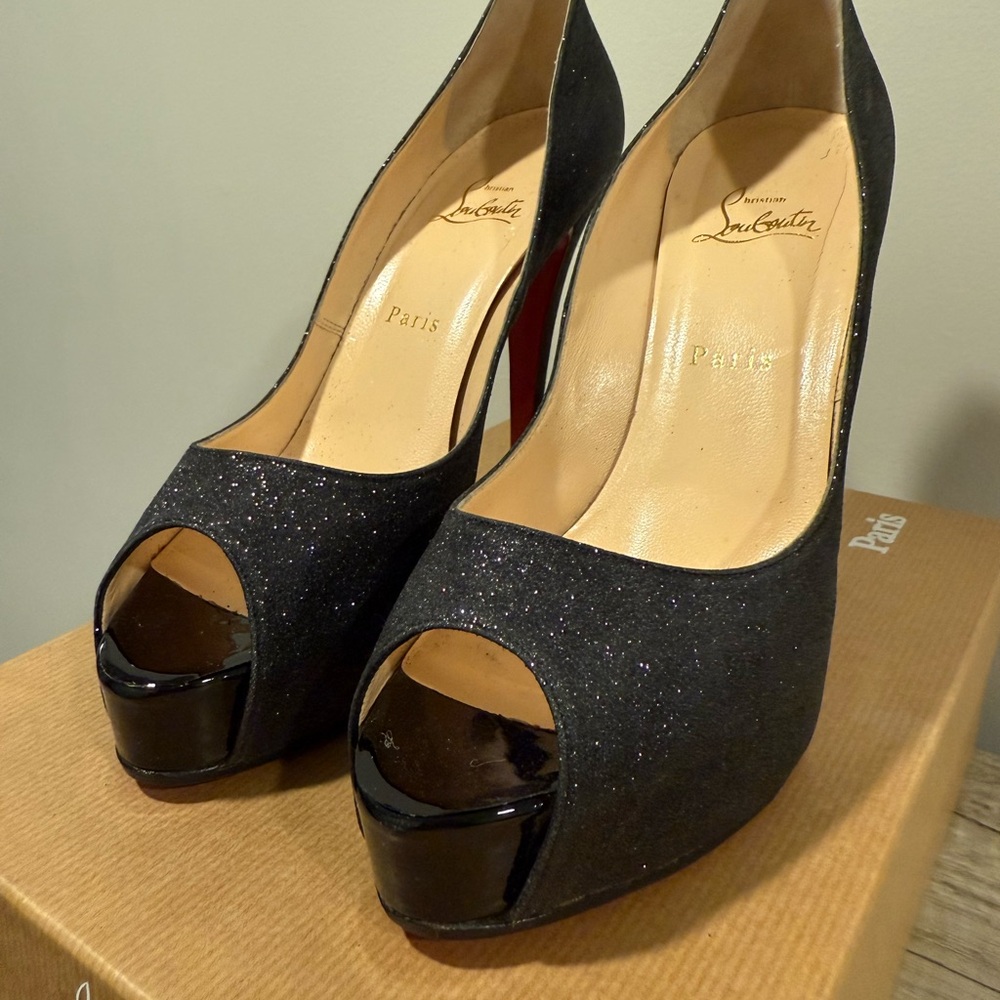 Christian Louboutin Glitter Black Peep-Toe Heels - Picture 2 of 7